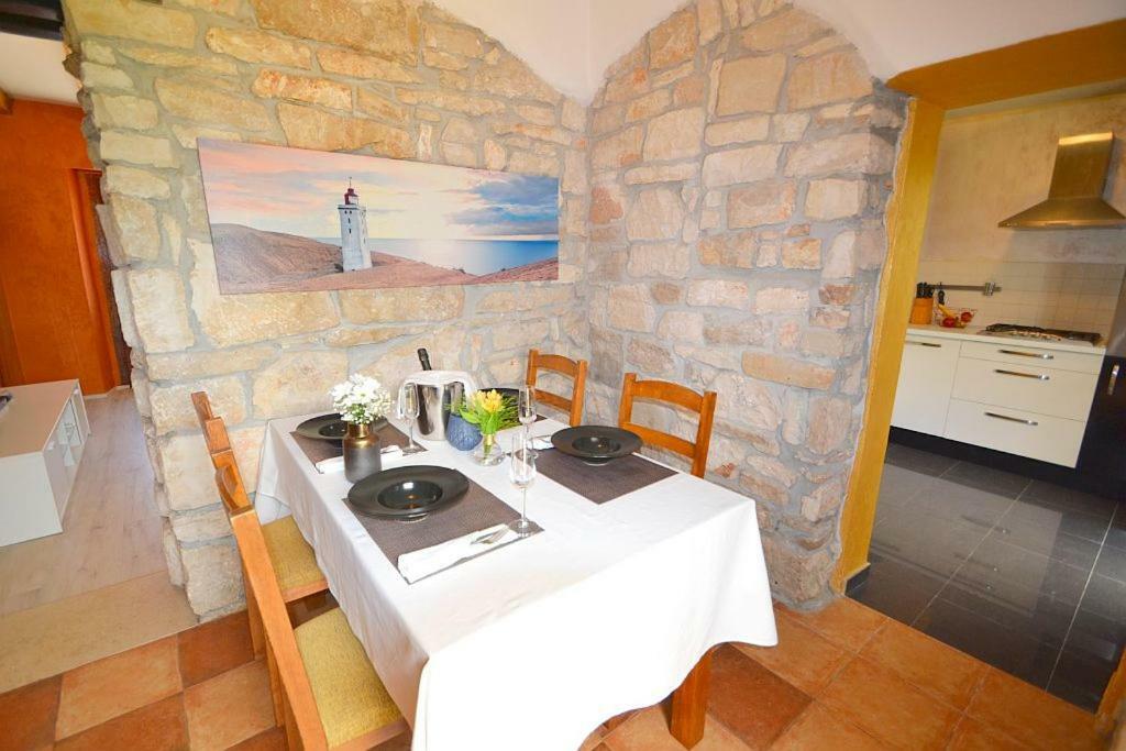 Villa Giardin Novigrad  Екстер'єр фото